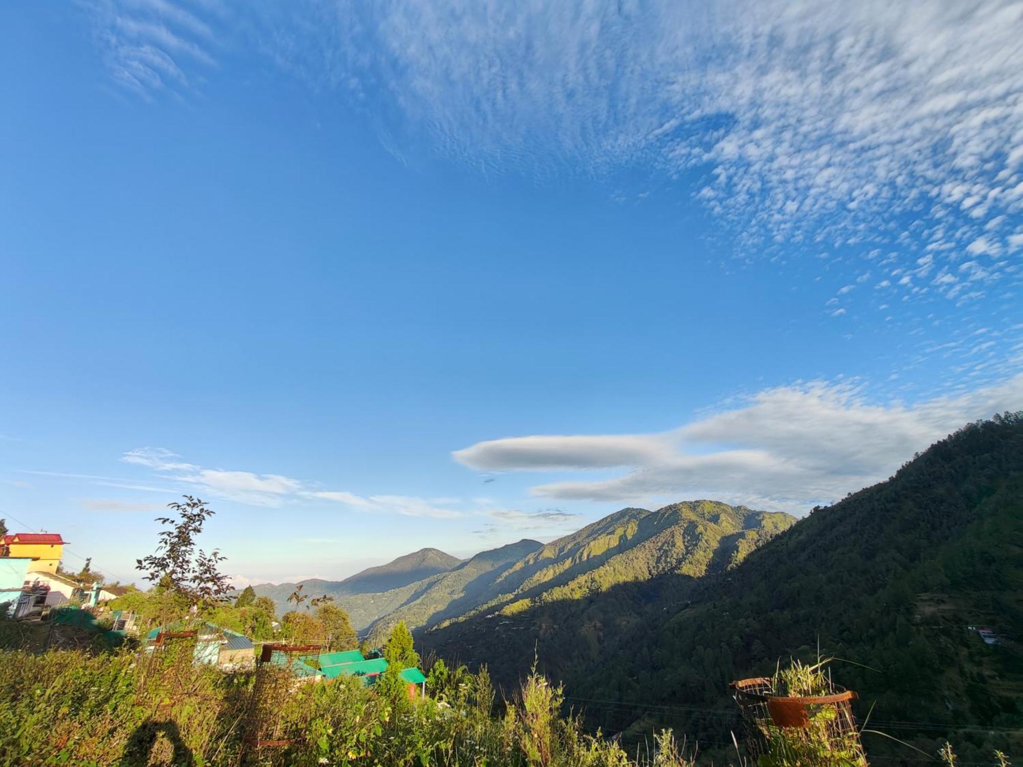 Himwanderer Camps & Cottages Pangot Нейнитал Екстериор снимка