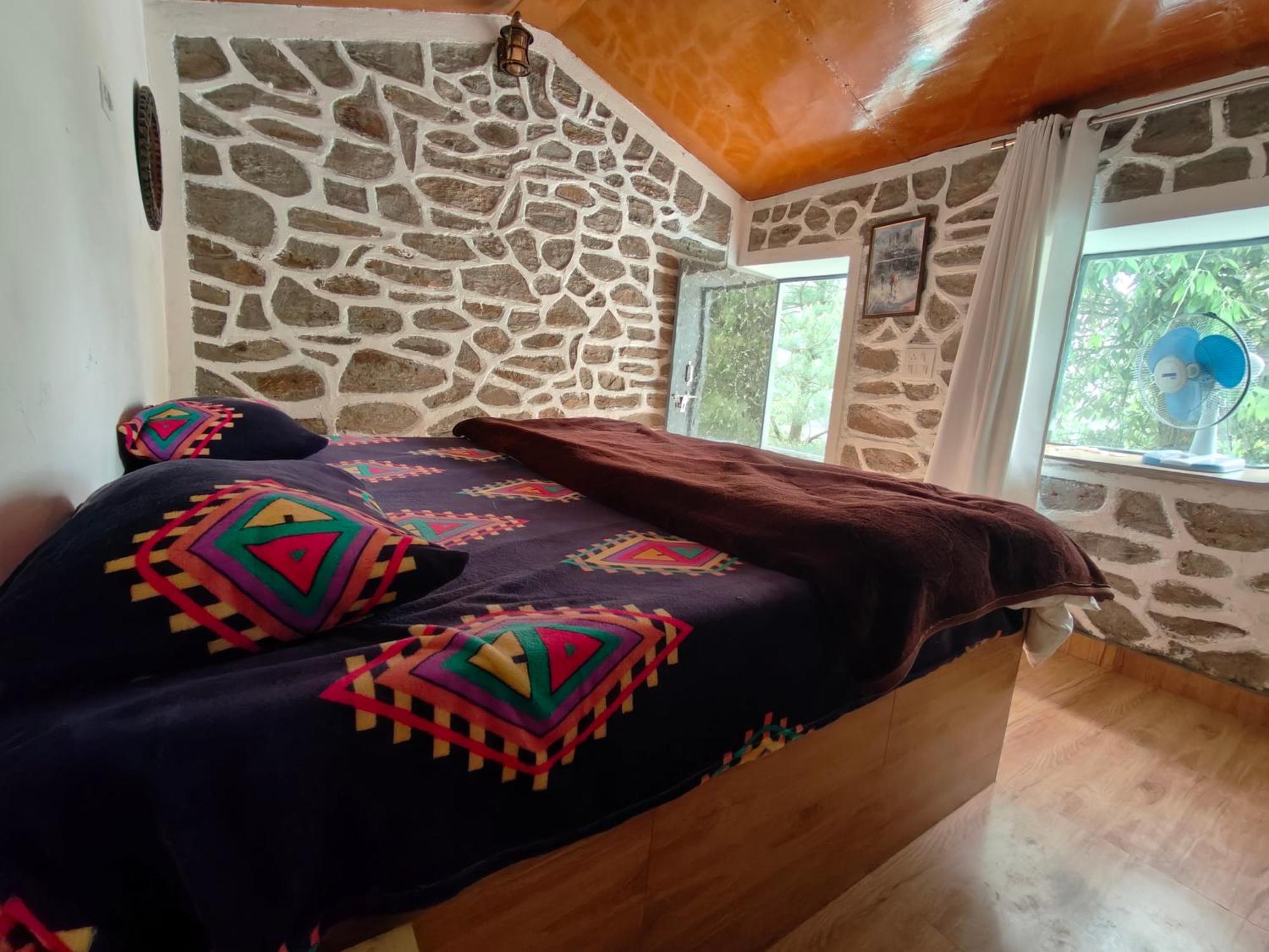 Himwanderer Camps & Cottages Pangot Нейнитал Стая снимка